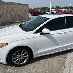 FORD FUSION SE - 2
