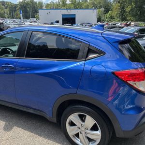 2019 Honda HR-V EX-L photo 6