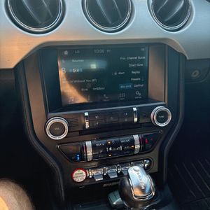 2016 FORD MUSTANG ECOBOOST PREMIUM — фото 36