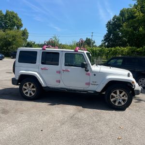 صورة 10 لـ 2016 JEEP WRANGLER UNLIMITED SAHARA