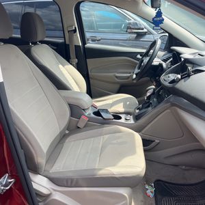 2016 FORD ESCAPE SE thumbnail 29