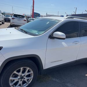 2015 JEEP CHEROKEE LATITUDE — фото 2