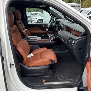 2021 Lincoln NAVIGATOR RESERVE 照片 32