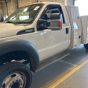 FORD F-550 CHASSIS XL - 2