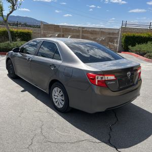 TOYOTA CAMRY - 5