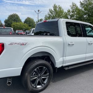 2023 FORD F-150 XLT — фото 9