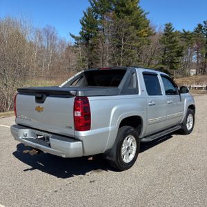 CHEVROLET AVALANCHE LT - 8