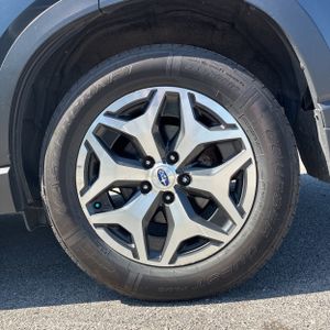 صورة مصغرة 18 لـ 2019 Subaru FORESTER PREMIUM