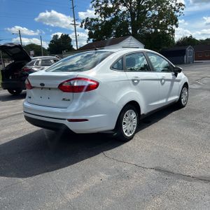 2015 FORD FIESTA S — фото 8