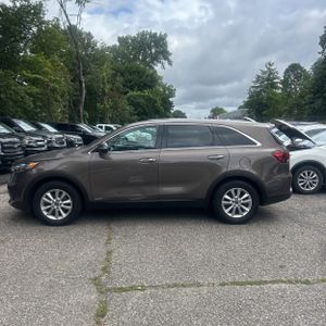 2019 KIA SORENTO LX 照片 3