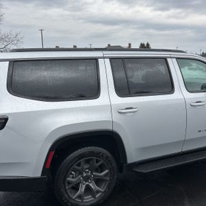 JEEP GRAND WAGONEER LIMITED ALTITUDE 4X4 - 9