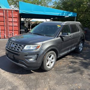 Ford Explorer XLT - 1