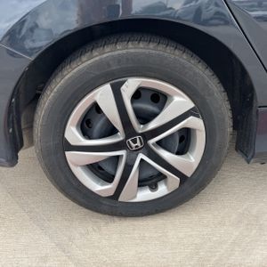 صورة مصغرة 19 لـ 2016 Honda CIVIC LX