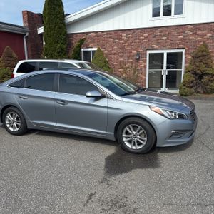 HYUNDAI SONATA SE - 10