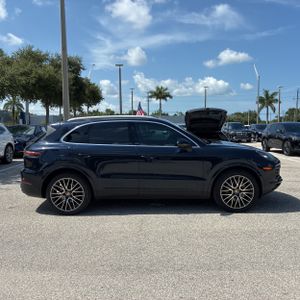 صورة 9 لـ 2019 Porsche CAYENNE S