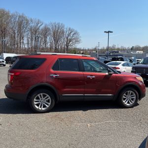 FORD EXPLORER XLT - 10