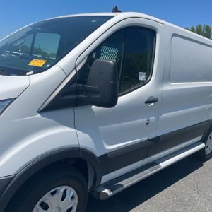 FORD TRANSIT 250 - 2