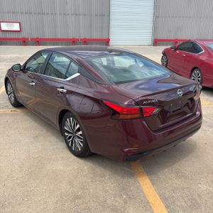 صورة 5 لـ 2025 Nissan ALTIMA SV