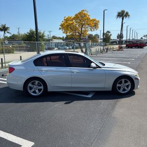 BMW 3 SERIES 328I - 10