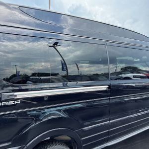 FORD TRANSIT 150 - 9