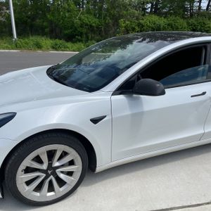 TESLA MODEL 3 BASE - 2