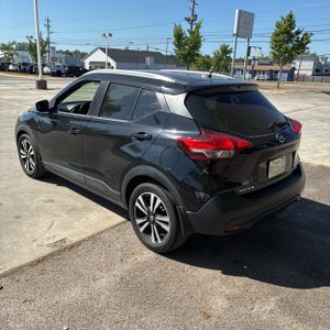 NISSAN KICKS SV - 5