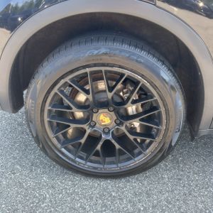 2016 Porsche CAYENNE S — миниатюра 19