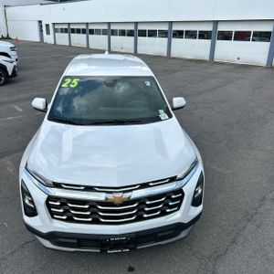 صورة 15 لـ 2025 Chevrolet EQUINOX LT