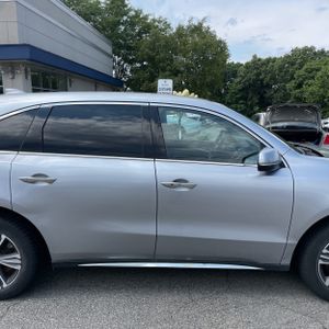 2017 Acura MDX SH-AWD photo 11