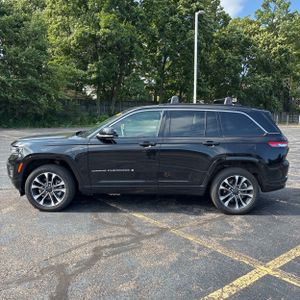 2024 JEEP GRAND CHEROKEE OVERLAND 4XE 照片 3
