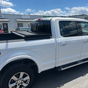 FORD F-150 LARIAT - 9