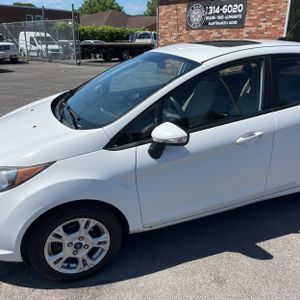 صورة 2 لـ 2016 FORD FIESTA SE