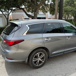 2019 Infiniti QX60 LUXE — фото 9