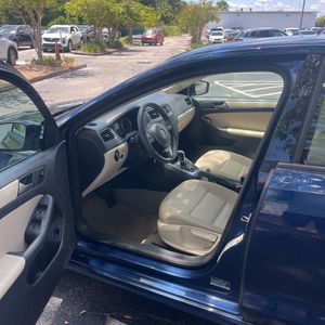 صورة مصغرة 32 لـ 2012 Volkswagen JETTA 2.5L SE