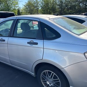 FORD FOCUS SE - 6