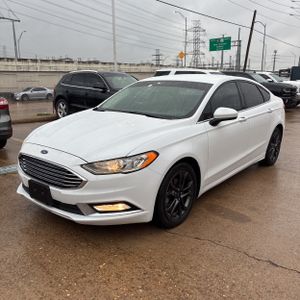 FORD FUSION SE - 1