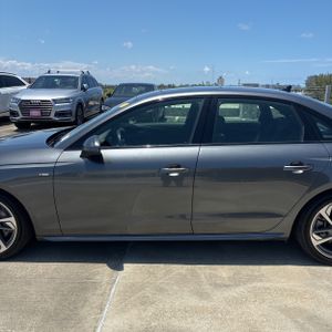 صورة 4 لـ 2021 AUDI A4 S LINE PREMIUM PLUS