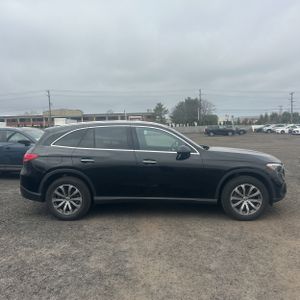 MERCEDES-BENZ GLC - 10