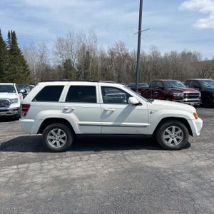 JEEP GRAND CHEROKEE LIMITED - 10