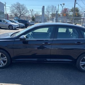 VOLKSWAGEN JETTA SE - 4