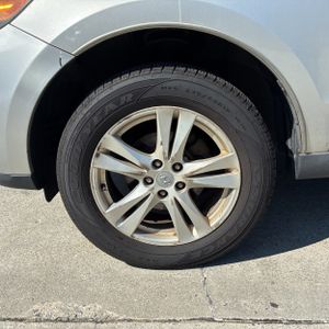 صورة 17 لـ 2011 Hyundai SANTA FE SE