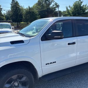 2023 RAM 1500 BIG HORN 照片 2