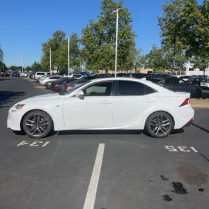 LEXUS IS 200T BASE - 3