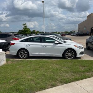 HYUNDAI SONATA LIMITED 2.0T - 8