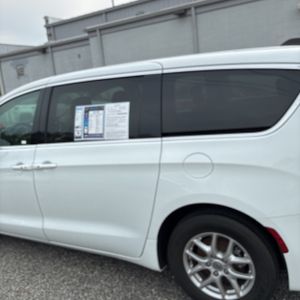 CHRYSLER VOYAGER LX - 6