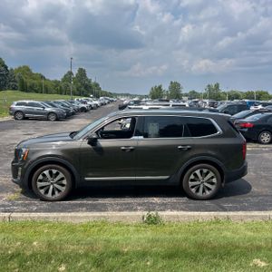 2022 KIA TELLURIDE SX LIMITED — фото 3
