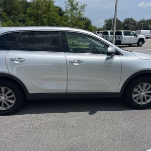 2018 KIA SORENTO L 缩略图 11