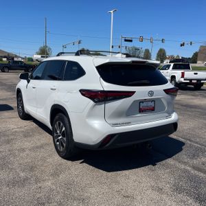 Toyota Highlander XLE - 5
