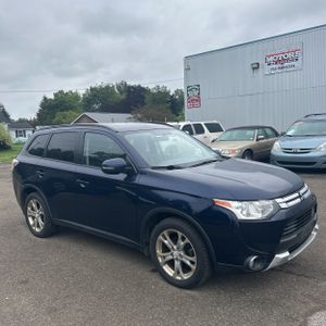 صورة مصغرة 12 لـ 2015 Mitsubishi OUTLANDER SE