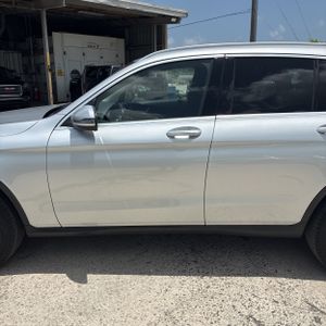 2016 Mercedes-BENZ GLC photo 4